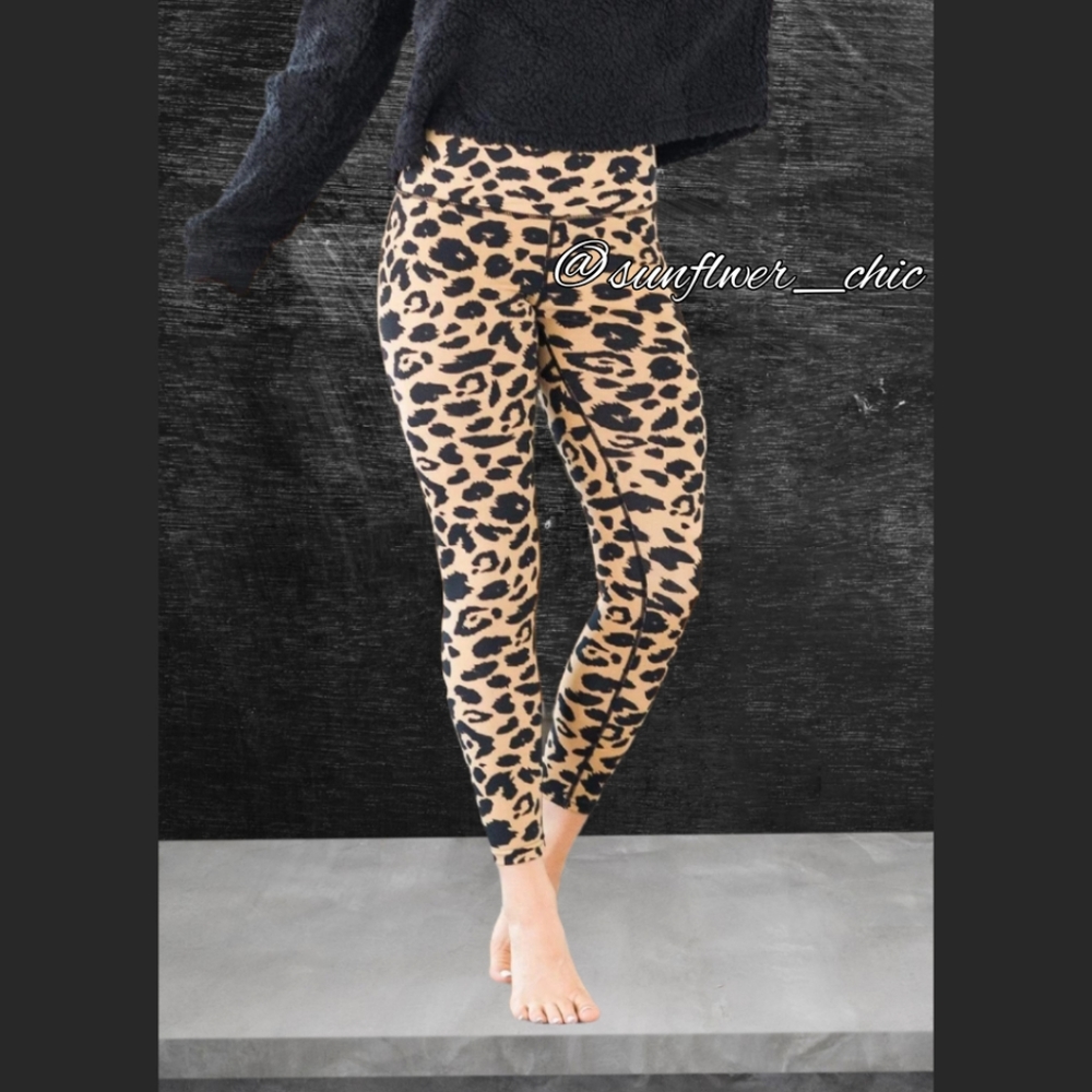 [NEW] High Waist Tan Leopard Print Leggings - Picture 4 of 16
